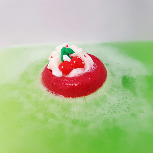 Cherry on top Bath Blaster